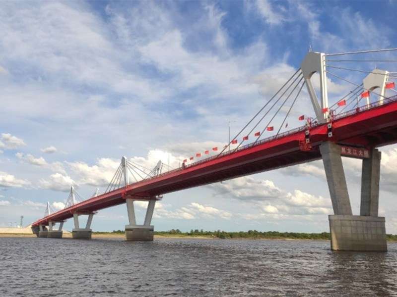 proezd po mostu mezhdu kitaem i rossiej stanet platnym