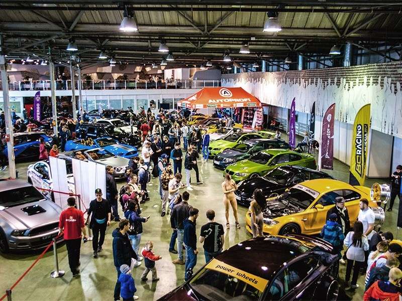 v etom godu v moskve projdut tri krupnejshie avtomobilnye vystavki