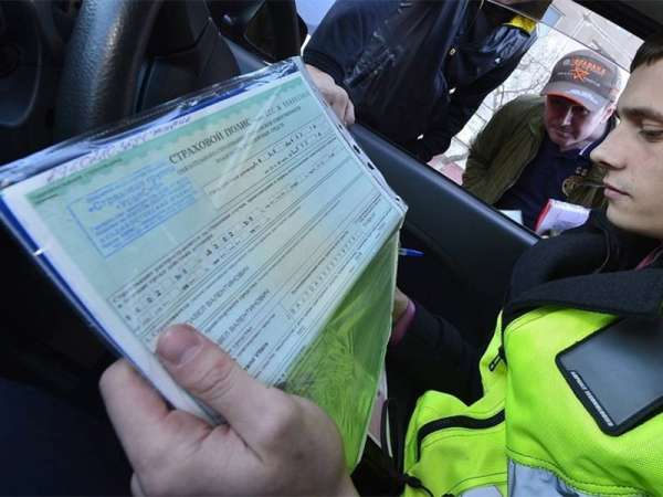 pravitelstvo odobrilo shtrafy do 5000 rublej za ezdu bez osago