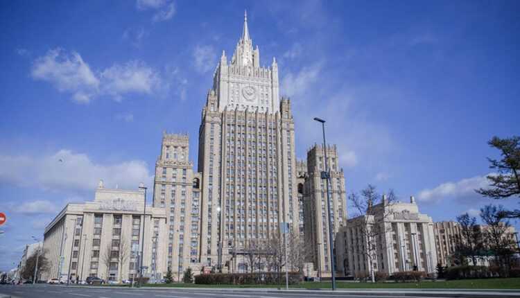 rossiya primet otvetnye mery na dejstviya latvii po konfiskacii rossijskih avtomobilej