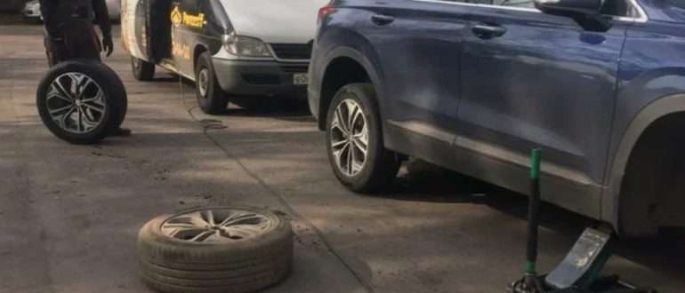 Срочная помощь на дороге: выездной шиномонтаж у метро Волжская