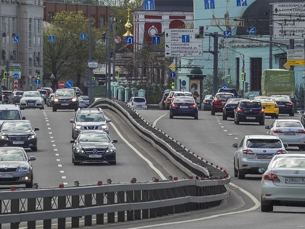 Автомобили каршеринга попали под ограничения в Москве