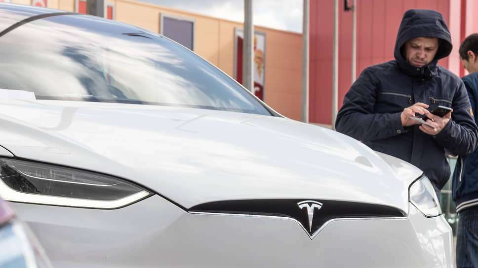 Tesla на бензине: что можно сделать из электрокара: Autonews 18 tesla na benzine chto mozhno sdelat iz elektrokara autonews